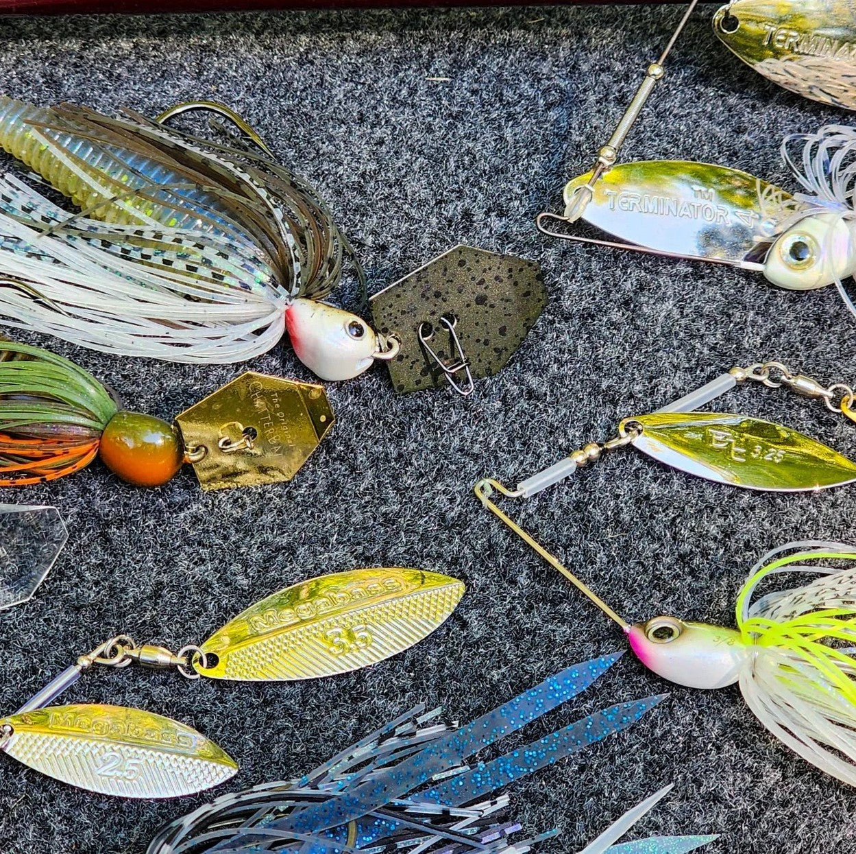 Bass Wire Baits