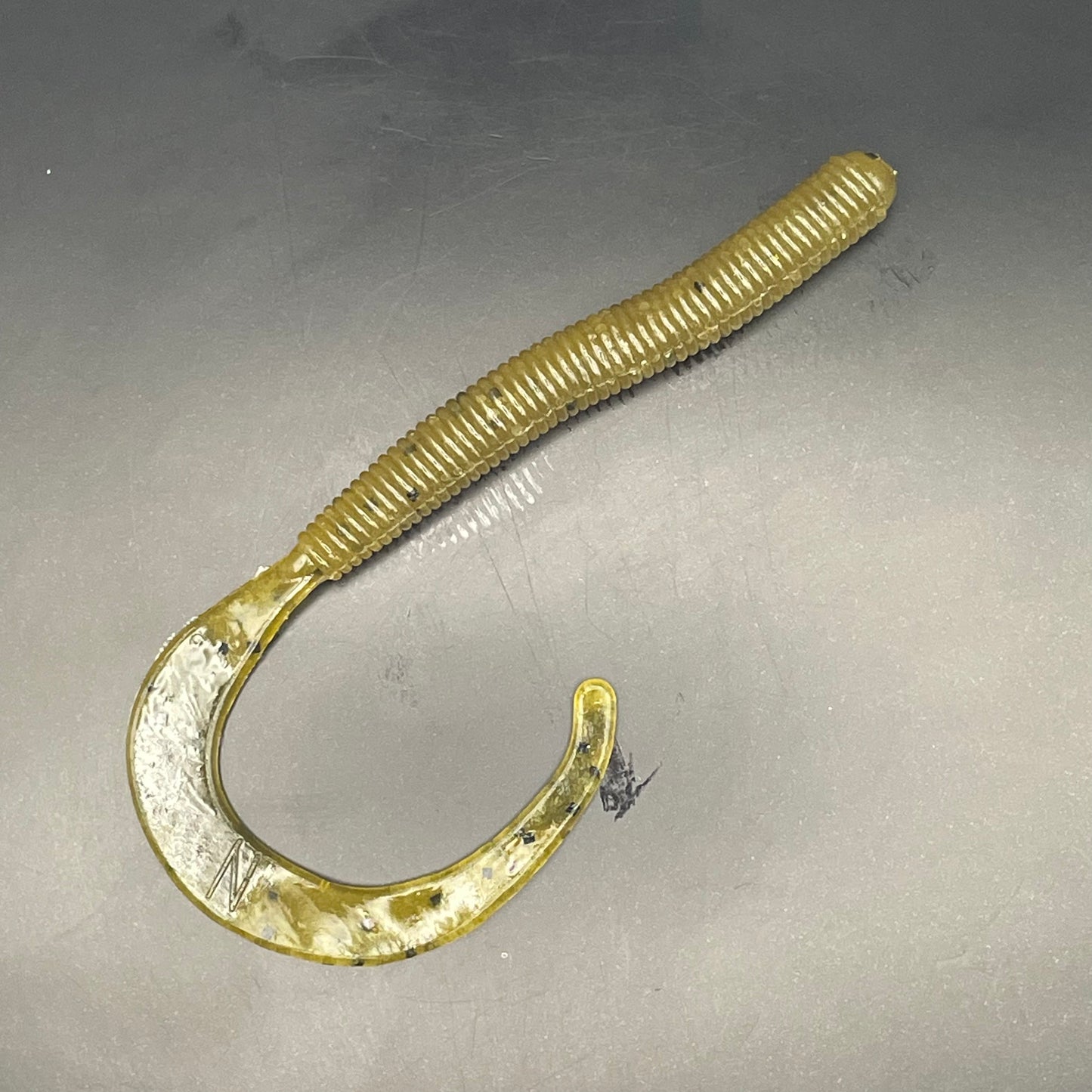 Bass Hunter Curly Tail Worm